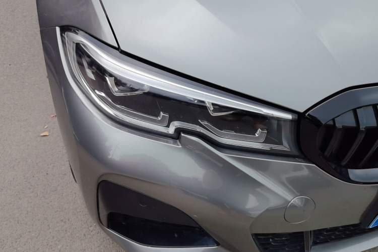 Used BMW 3 Series 2020 Facelifted 325Li M Sport Night Edition Package Right Front Headlight