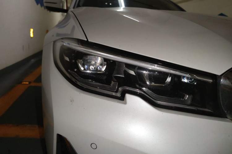 Used BMW 3 Series 2020 325Li First Edition Right Front Headlight