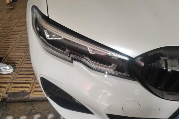Used BMW 3 Series 2020 Facelifted 325Li M Sport Night Edition Package Right Front Headlight
