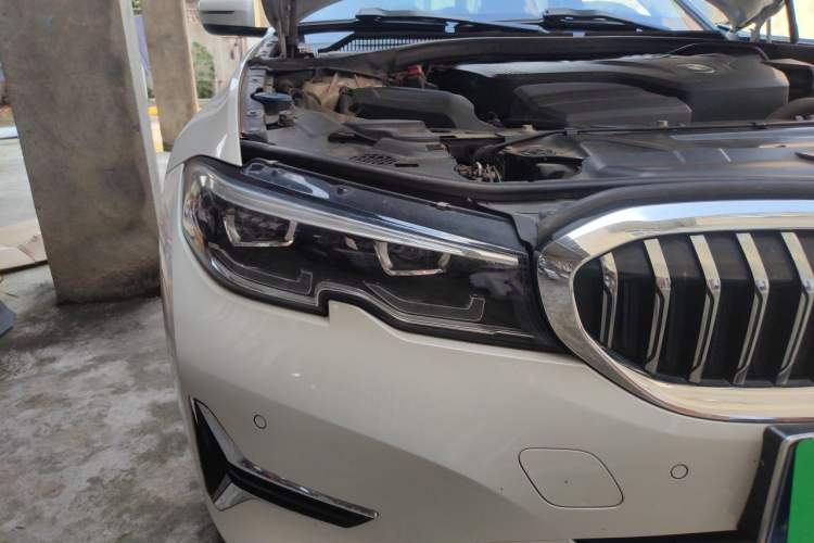 Used BMW 3 Series 2020 325Li First Edition Right Front Headlight