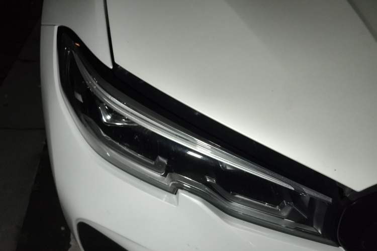 Used BMW 3 Series 2020 Restyled 325Li M Sport Package Right Front Headlight