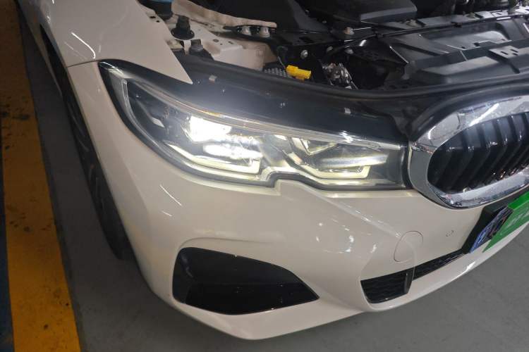 Used BMW 3 Series 2020 320Li M Sport Package Right Front Headlight