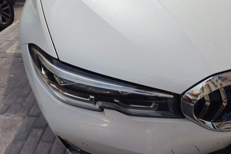 Used BMW 3 Series 2020 325Li First Edition Right Front Headlight