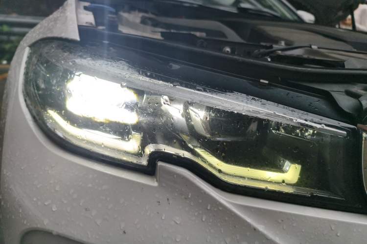 Used BMW 3 Series 2020 Restyled 325Li M Sport Package Right Front Headlight