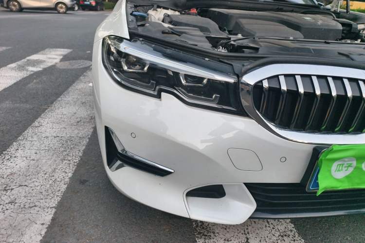 Used BMW 3 Series 2020 325Li First Edition Right Front Headlight