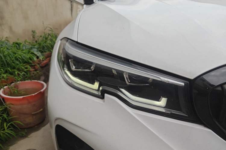 Used BMW 3 Series 2020 325Li M Sport Night Edition Package Right Front Headlight