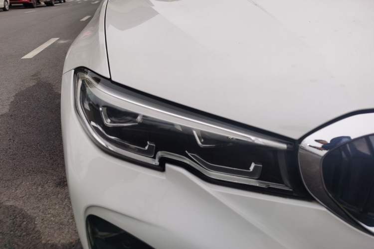 Used BMW 3 Series 2020 Restyled 325Li M Sport Package Right Front Headlight