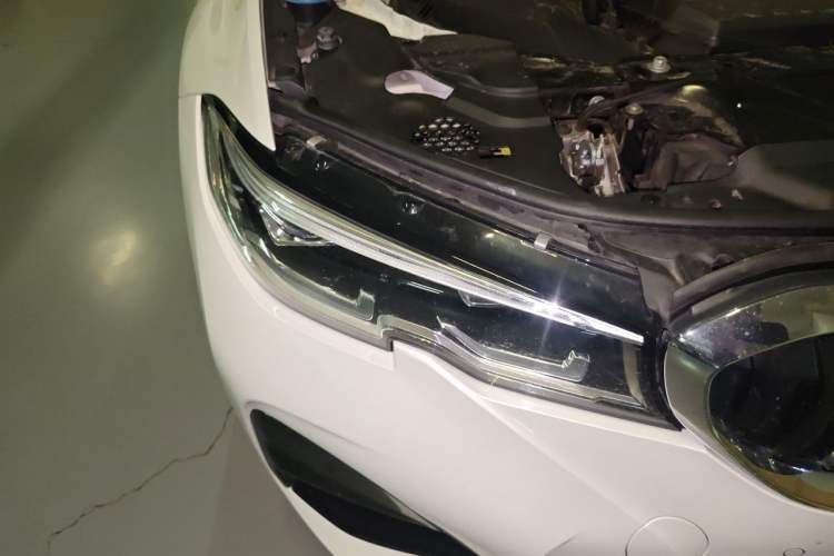 Used BMW 3 Series 2020 325Li M Sport Package Right Front Headlight