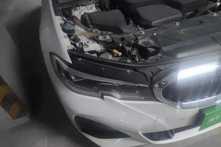 Used BMW 3 Series 2020 320Li M Sport Package Right Front Headlight