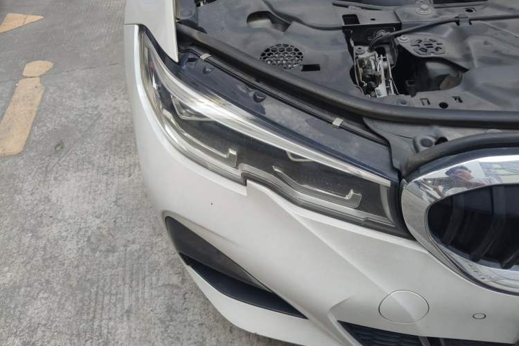 Used BMW 3 Series 2020 325Li M Sport Package Right Front Headlight