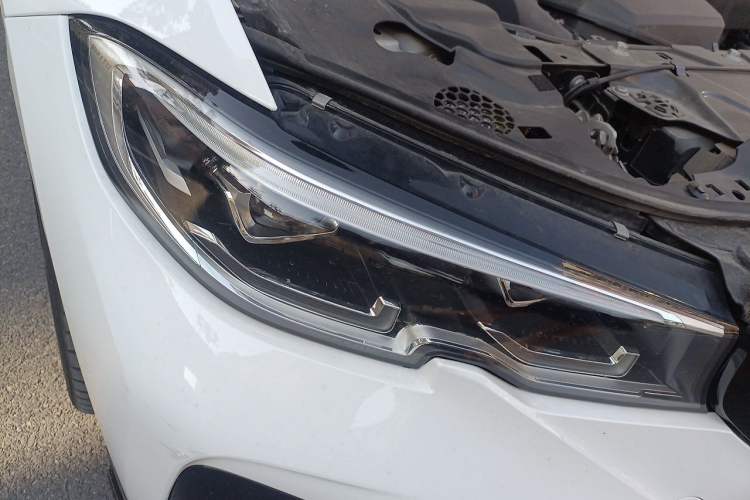 Used BMW 3 Series 2020 325Li M Sport Package Right Front Headlight