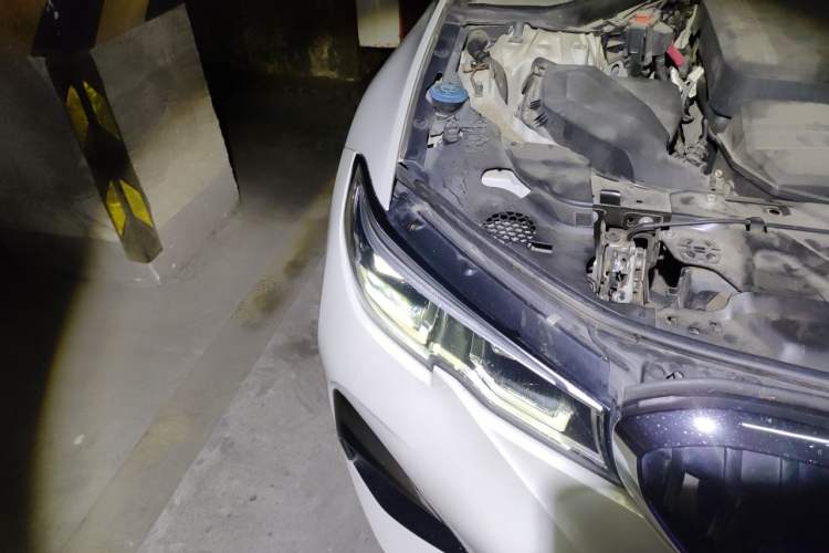 Used BMW 3 Series 2020 325Li M Sport Package Right Front Headlight