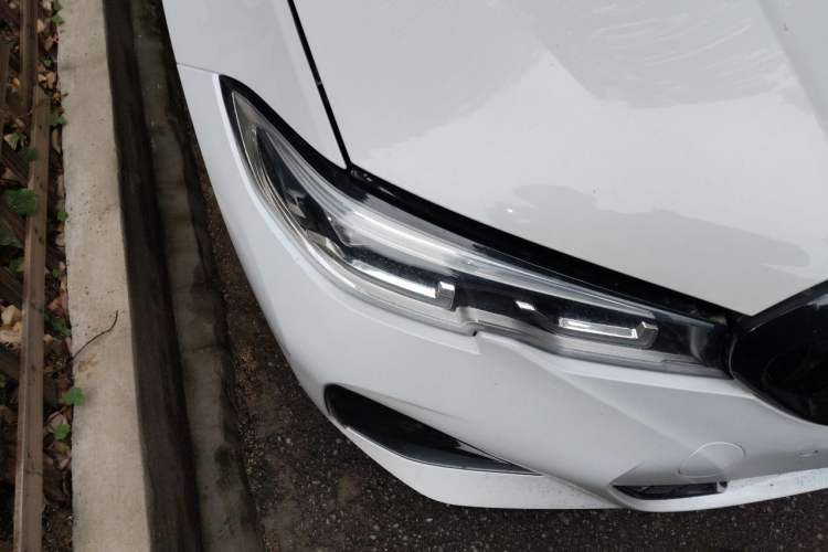 Used BMW 3 Series 2020 325Li M Sport Package Right Front Headlight