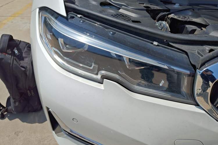 Used BMW 3 Series 2020 325Li First Edition Right Front Headlight