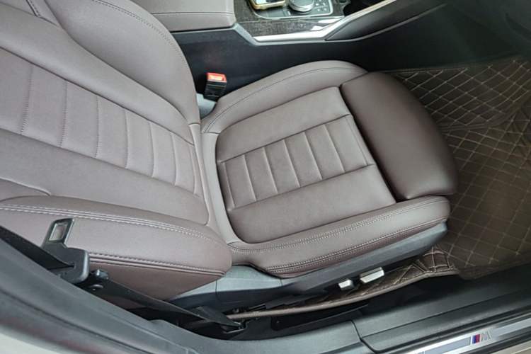 Used BMW 3 Series 2020 Restyled 325Li M Sport Package Right Front Seat