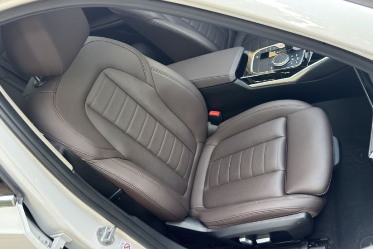 Used BMW 3 Series 2020 325Li First Edition Right Front Seat