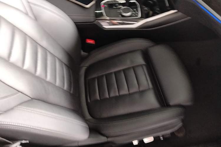 Used BMW 3 Series 2020 325Li M Sport Package Right Front Seat