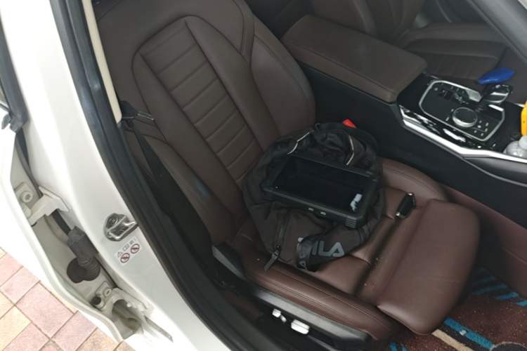 Used BMW 3 Series 2020 325Li First Edition Right Front Seat
