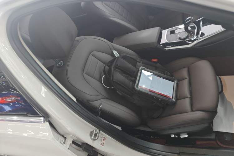 Used BMW 3 Series 2020 325Li First Edition Right Front Seat