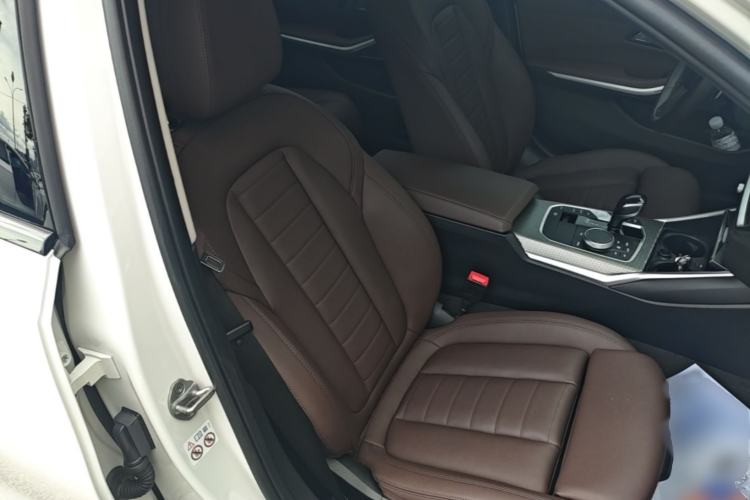Used BMW 3 Series 2020 Facelifted 325Li M Sport Night Edition Package Right Front Seat