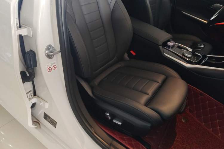 Used BMW 3 Series 2020 325Li First Edition Right Front Seat
