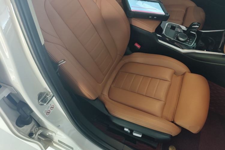 Used BMW 3 Series 2020 320Li M Sport Package Right Front Seat