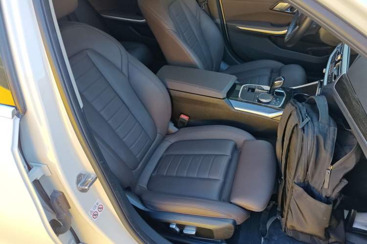 Used BMW 3 Series 2020 Restyled 325Li M Sport Package Right Front Seat