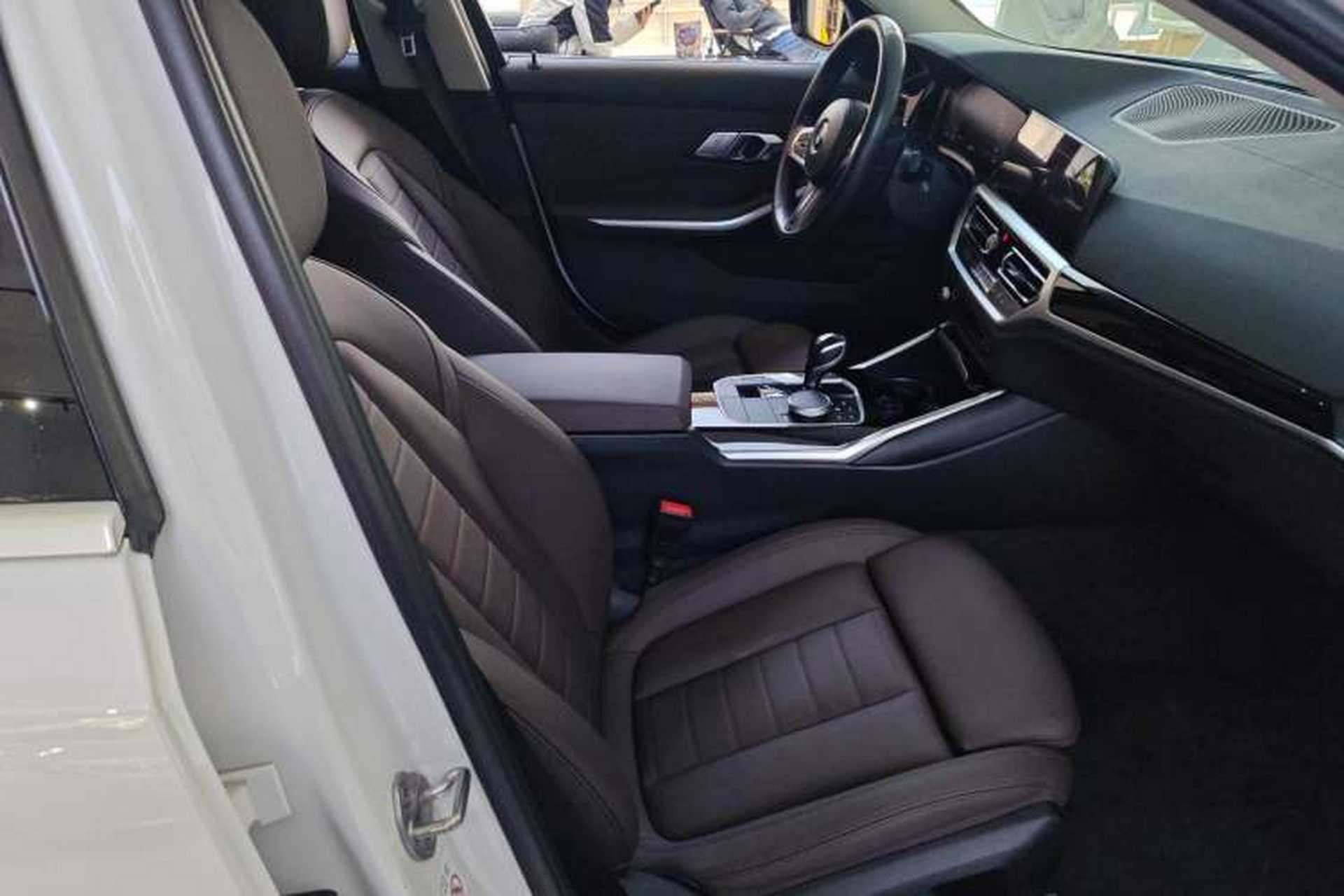 Used BMW 3 Series 2020 320Li M Sport Package Right Front Seat