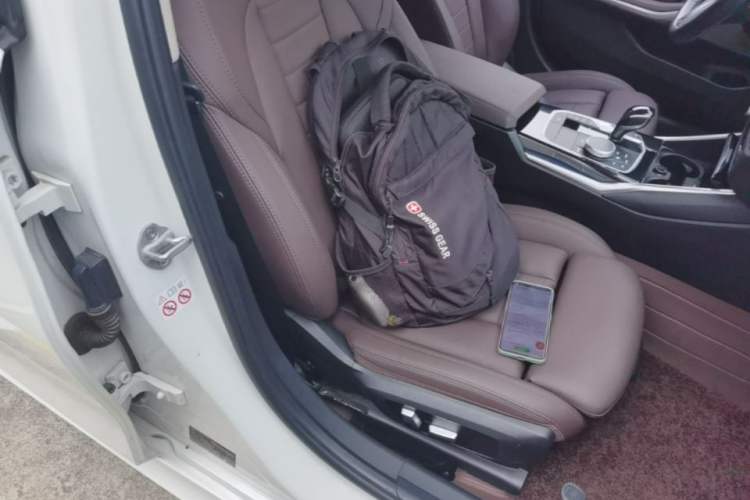 Used BMW 3 Series 2020 320Li M Sport Package Right Front Seat