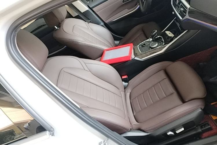 Used BMW 3 Series 2020 Restyled 325Li M Sport Package Right Front Seat