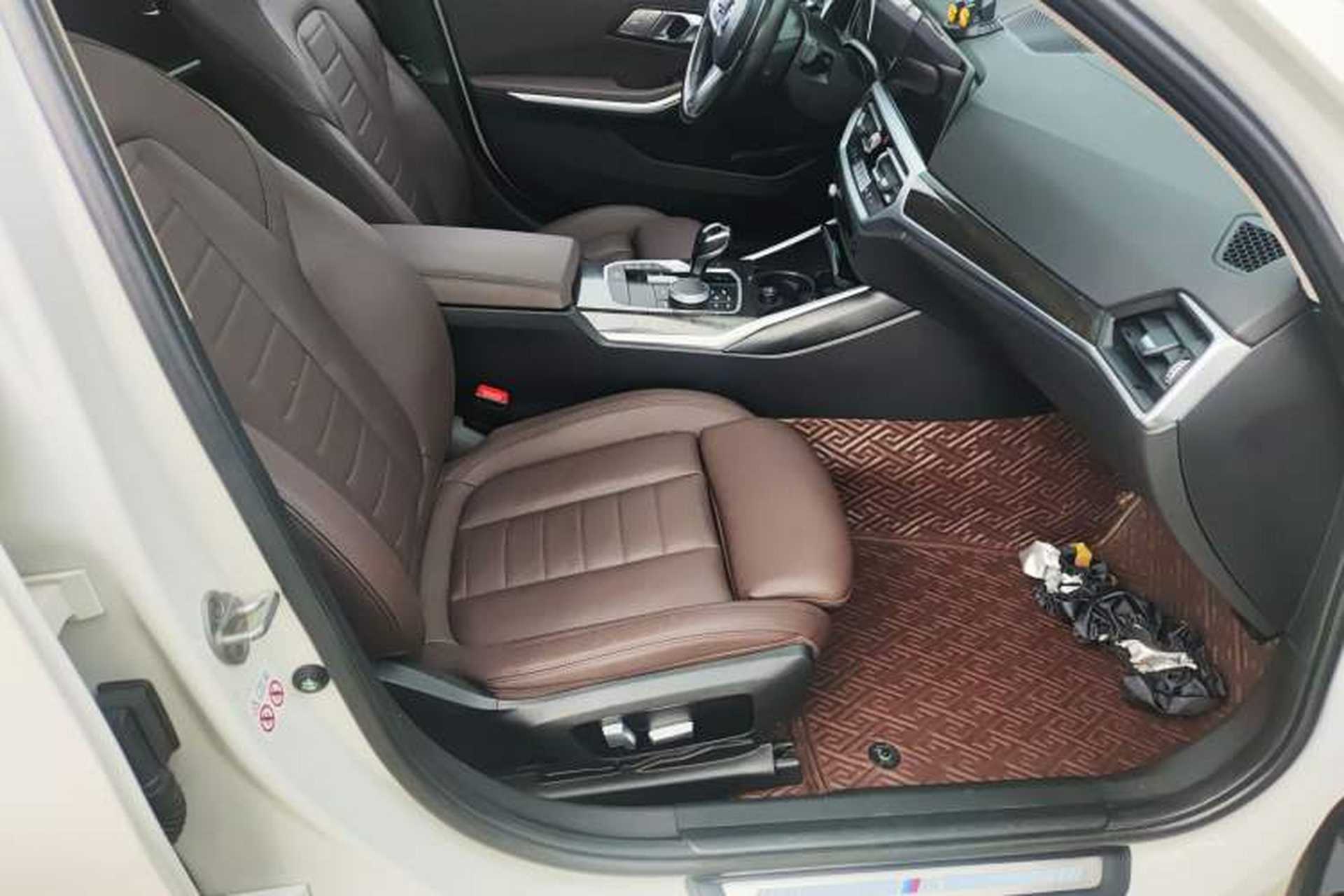 Used BMW 3 Series 2020 Restyled 325Li M Sport Package Right Front Seat