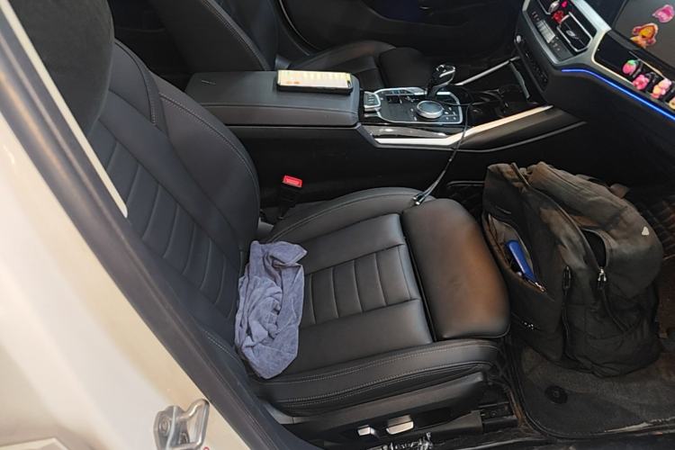 Used BMW 3 Series 2020 325Li First Edition Right Front Seat