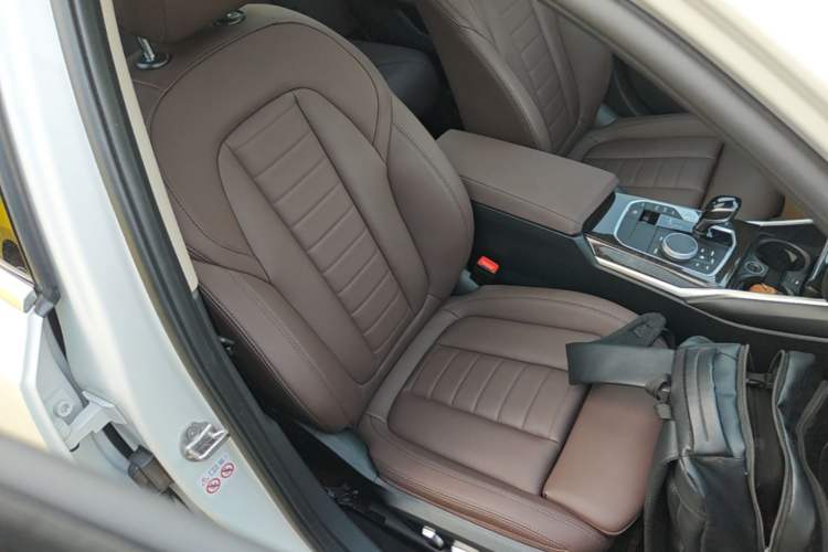 Used BMW 3 Series 2020 Restyled 325Li M Sport Package Right Front Seat