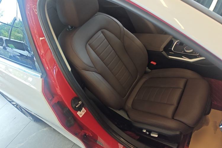 Used BMW 3 Series 2020 325Li First Edition Right Front Seat