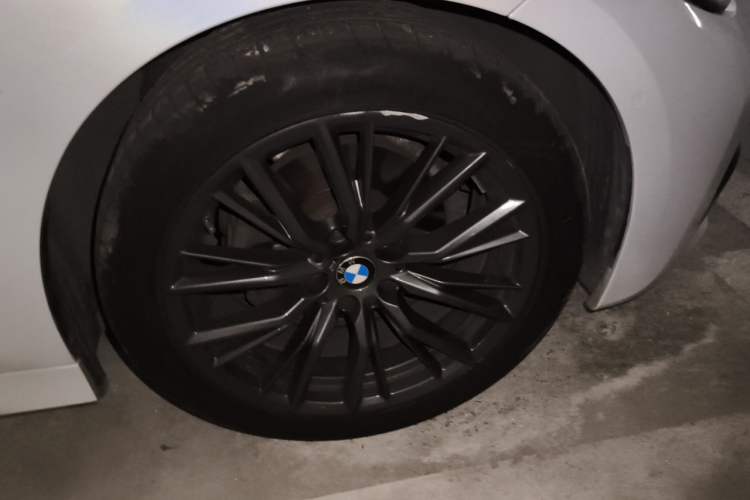 Used BMW 3 Series 2020 325Li M Sport Night Edition Package Right Front Wheel Hub