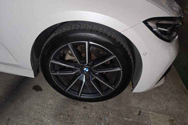 Used BMW 3 Series 2020 Facelifted 325i M Sport Package Right Front Wheel Hub