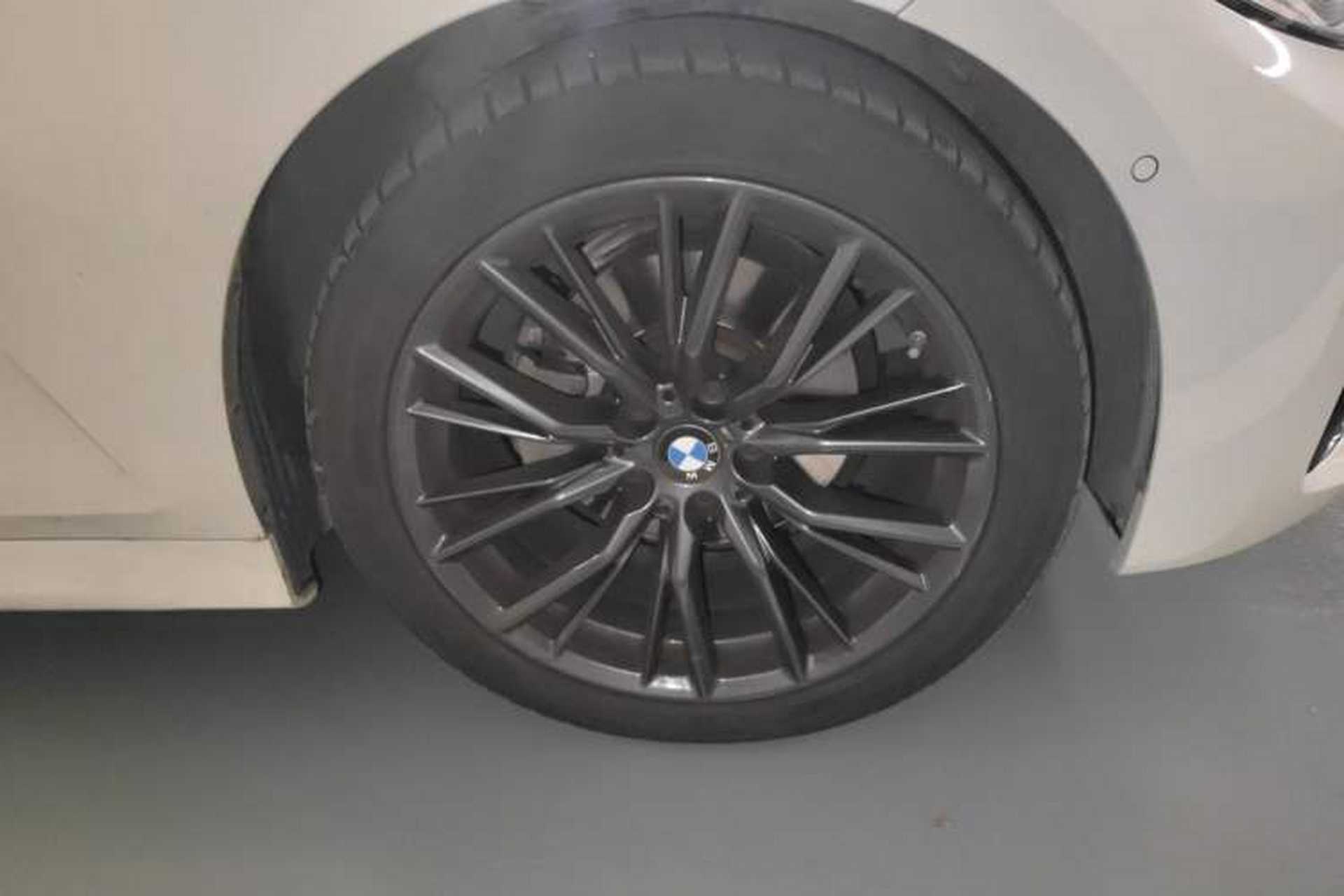 Used BMW 3 Series 2020 Facelifted 325Li M Sport Night Edition Package Right Front Wheel Hub