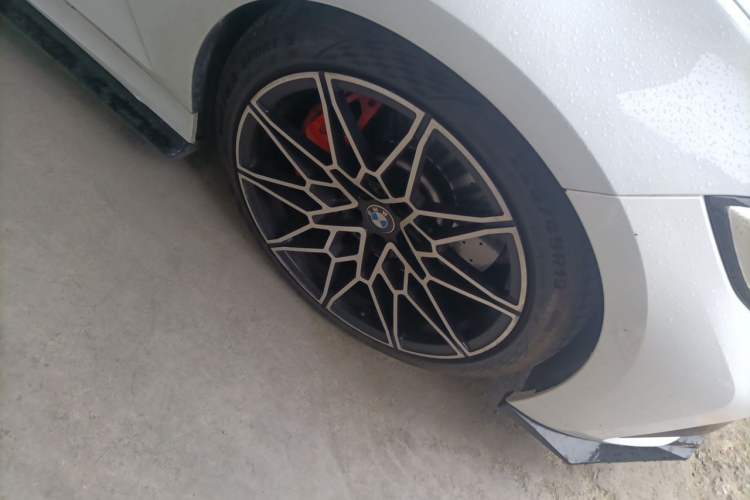 Used BMW 3 Series 2020 325i M Sport Night Edition package Right Front Wheel Hub