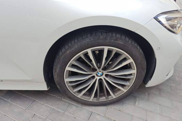 Used BMW 3 Series 2020 325Li First Edition Right Front Wheel Hub