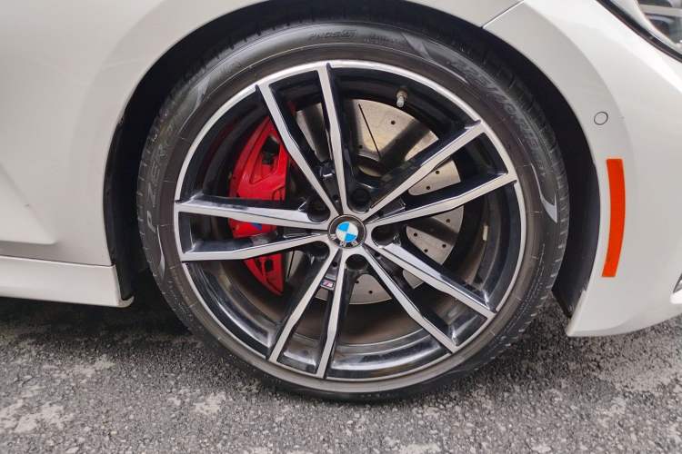 Used BMW 3 Series 2020 Facelifted 325Li M Sport Night Edition Package Right Front Wheel Hub