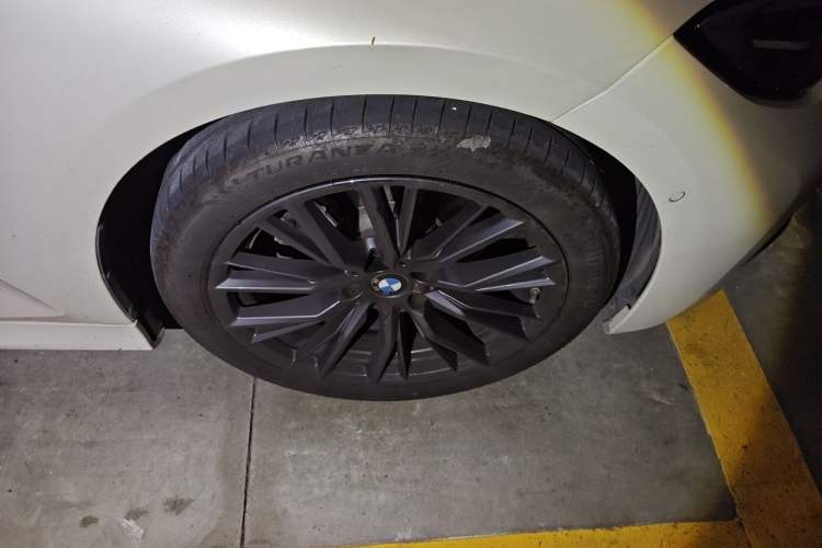 Used BMW 3 Series 2020 325Li M Sport Night Edition Package Right Front Wheel Hub