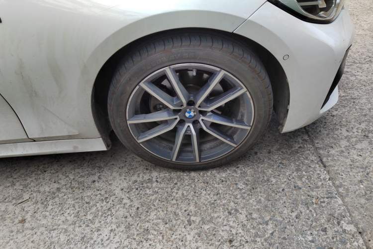 Used BMW 3 Series 2020 320Li M Sport Package Right Front Wheel Hub