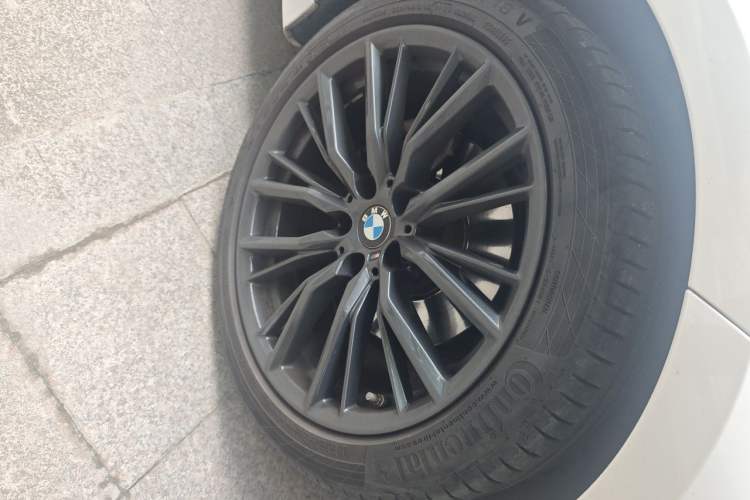 Used BMW 3 Series 2020 325Li M Sport Night Edition Package Right Front Wheel Hub