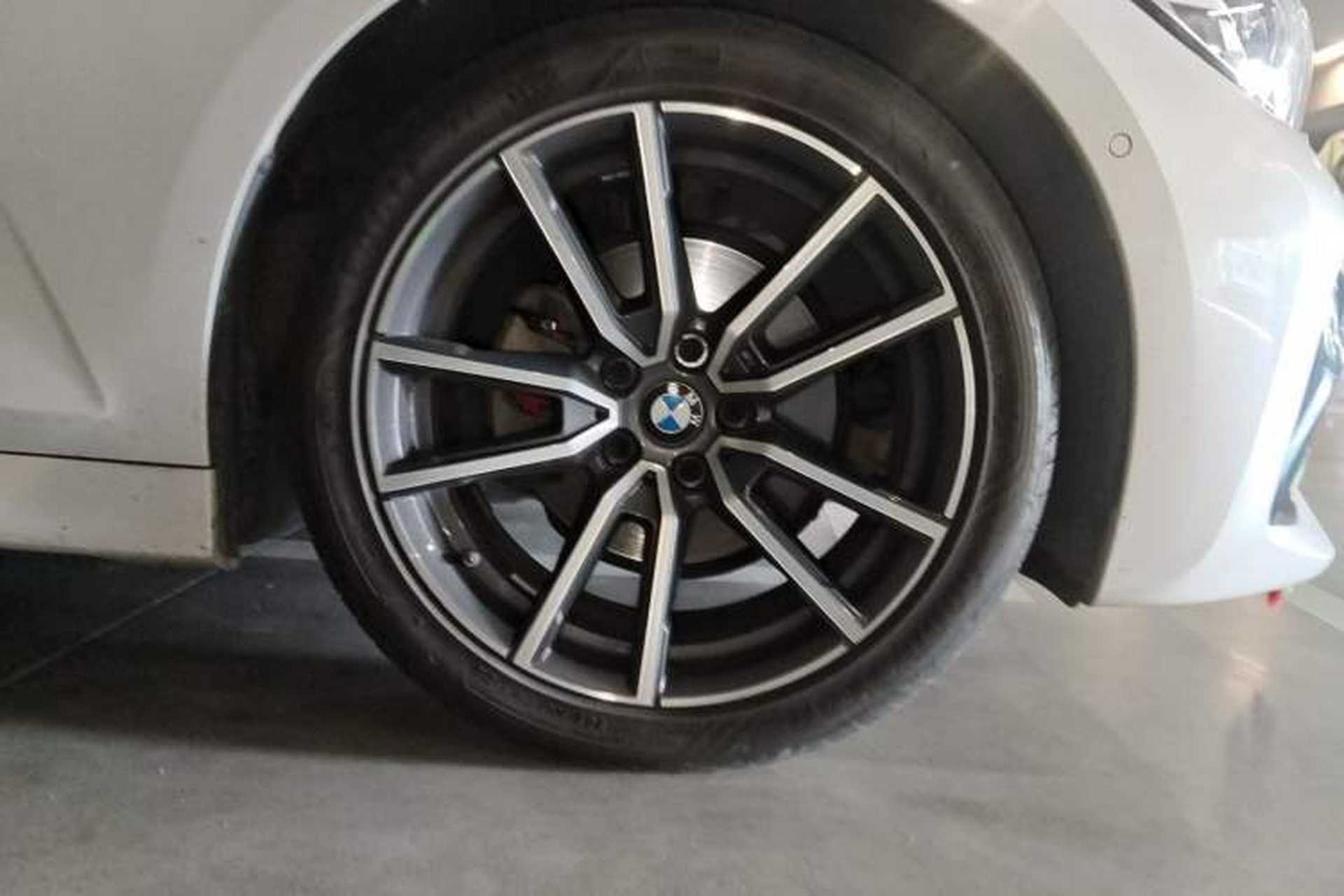 Used BMW 3 Series 2020 Restyled 325Li M Sport Package Right Front Wheel Hub