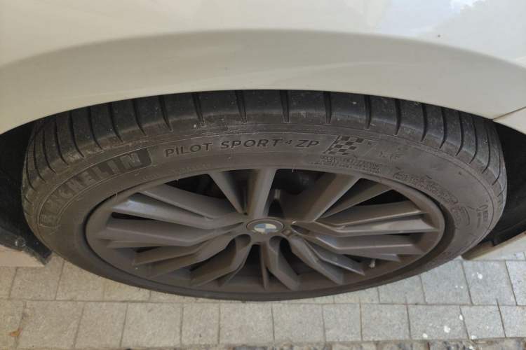 Used BMW 3 Series 2020 330i M Sport Night Edition Right Front Wheel Hub