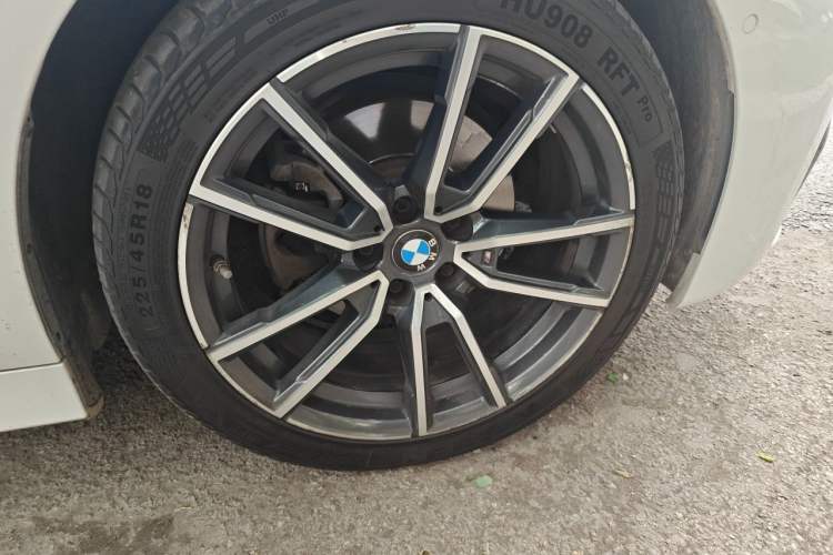 Used BMW 3 Series 2020 Restyled 325Li M Sport Package Right Front Wheel Hub