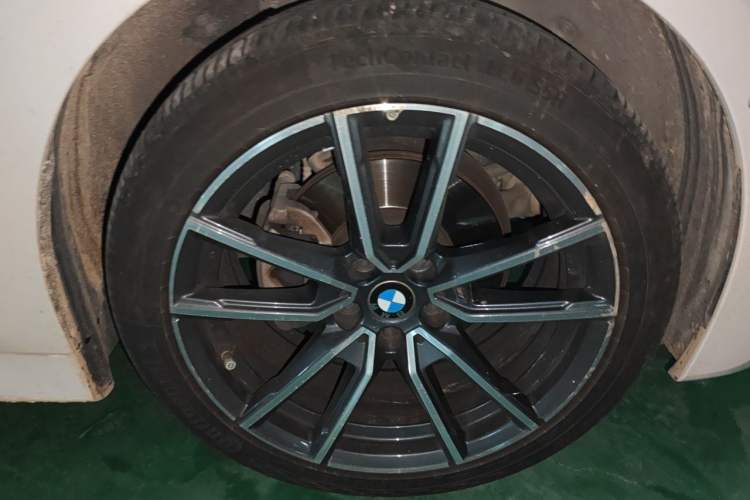 Used BMW 3 Series 2020 Restyled 325Li M Sport Package Right Front Wheel Hub