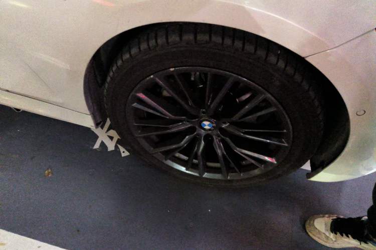 Used BMW 3 Series 2020 Restyled 325Li M Sport Package Right Front Wheel Hub