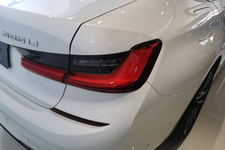 Used BMW 3 Series 2020 Restyled 325Li M Sport Package Right Rear Taillight