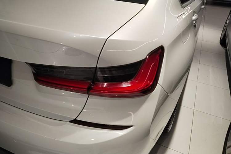 Used BMW 3 Series 2020 320Li M Sport Package Right Rear Taillight